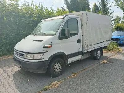 Gebraucht Iveco Daily 106 PS (77 kW) 2002 Weiß Van