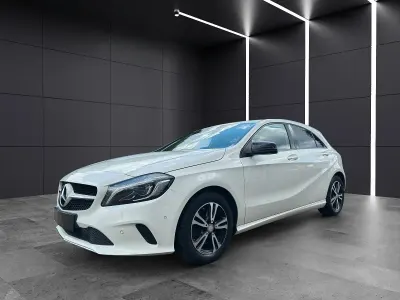Gebraucht Mercedes A180 Style 122 PS (89 kW) 2016 Weiß Kleinwagen