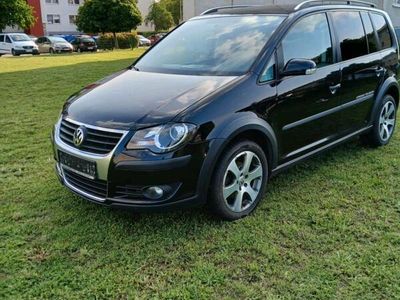 VW Touran Cross