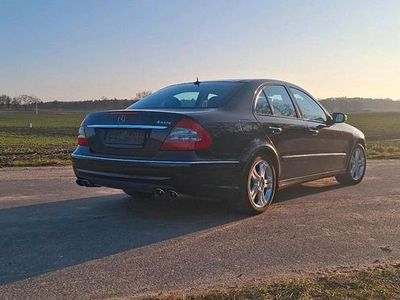 Schwarz Gebraucht 2009 Mercedes E320 Limousine | 8.999 € (Etwas zu teuer)