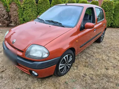 Gebraucht Renault Clio 90 PS (66 kW) 1999 Gold Kleinwagen