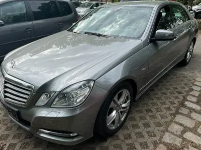 Używany Mercedes E200