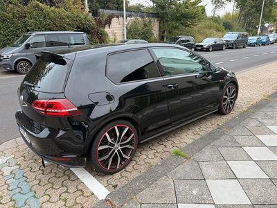 VW Golf VII