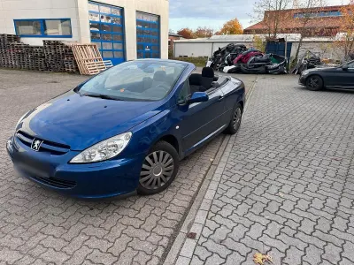 Gebraucht Peugeot 307 CC 136 PS (100 kW) 2004 Blau Cabrio