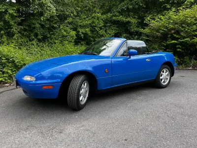 Gebraucht Mazda MX5 116 PS (85 kW) 1992 Blau Cabrio