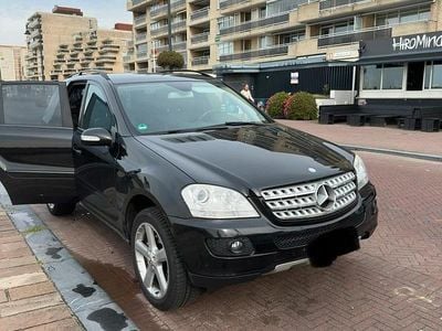 Mercedes ML320