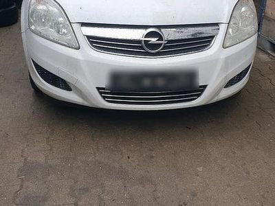 Gebraucht Opel Zafira 125 PS (91 kW) 2009 Weiß Van / Kleinbus