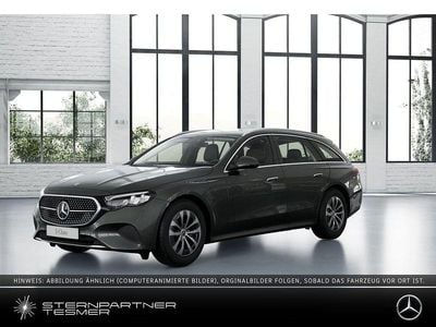 Grau Gebraucht 2024 Mercedes E220 Avantgarde Limousine | 45.880 € (Superpreis)