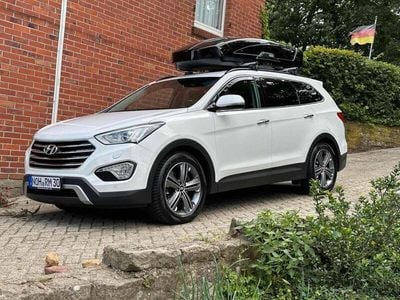 Hyundai Grand Santa Fe