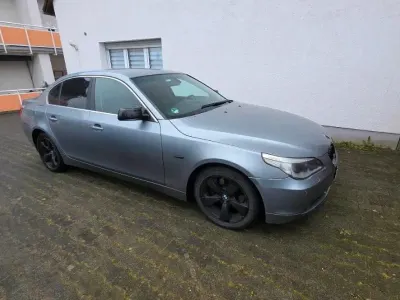 Gebraucht BMW 525 192 PS (141 kW) 2003 Limousine