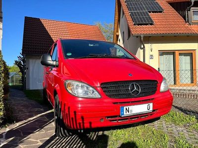 Usata Mercedes Viano 116 CV (85 kW) 2009 Rosso Monovolume