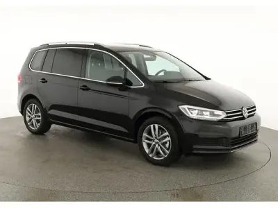 Neu VW Touran Comfortline 150 PS (110 kW) 2026 Van / Kleinbus