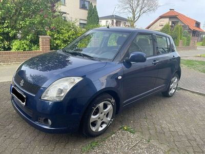 gebraucht Suzuki Swift 1,3i Kleinwagen