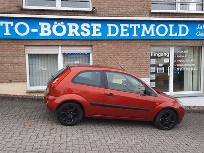 Gebraucht Ford Fiesta Ambiente 69 PS (50 kW) 2006 Orange Kleinwagen