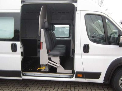 gebraucht Fiat Ducato 7 SITZER mit Verschiebbare Sitzbank