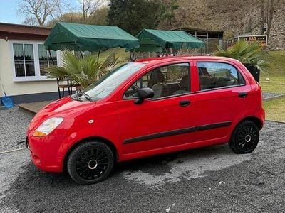 Gebraucht Chevrolet Matiz 51 PS (37 kW) 2009 Rot Kleinwagen