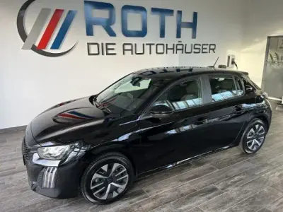 Gebraucht Peugeot 208 Style 100 kW (136 PS) 2025 Schwarz Kleinwagen