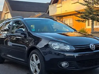 Usata VW Golf VII Comfortline 115 CV (84 kW) 2013 Nero Station wagon