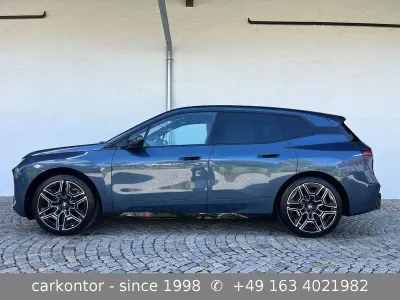 Gebraucht BMW iX M Sport 400 kW (544 PS) 2025 Arctic race blue metallic SUV