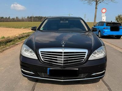 Gebraucht Mercedes S500 435 PS (319 kW) 2012 Schwarz Limousine