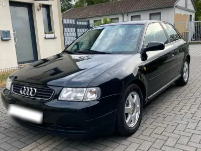Gebraucht Audi A3 101 PS (74 kW) 1998 Schwarz Kleinwagen
