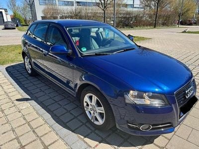 Second-hand Audi A3 Attraction 105 CP (77 kW) 2013 Albastru Berlinǎ