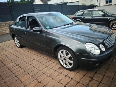 Mercedes E220