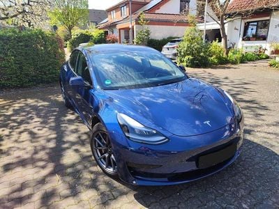 Usata Tesla Model 3 Standard Range 208 kW (283 CV) 2023 Blu Berlina
