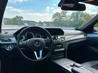 Gebraucht Mercedes E250 204 PS (150 kW) 2014 Andere farben Kombi