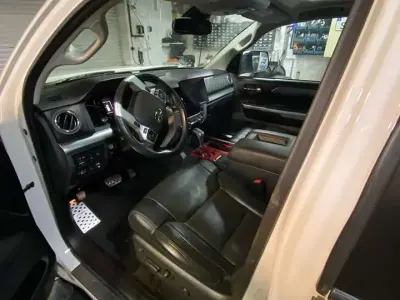 Gebraucht Toyota Tundra Platinum 386 PS (283 kW) 2018 Weiß Pickup