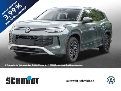 Gebraucht VW Tayron R 150 PS (110 kW) 2025 Cipressinogrün metallic SUV