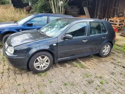 Gebraucht VW Golf IV 102 PS (75 kW) 2001 Schwarz Limousine