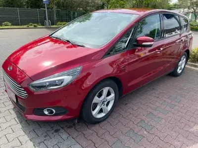 Gebraucht Ford S-MAX Business Edition 250 PS (183 kW) 2017 Rot Van / Kleinbus