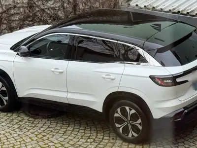 Usata Renault Austral Techno 158 CV (116 kW) 2024 Bianco SUV