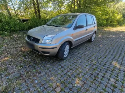 Usata Ford Fusion 80 CV (58 kW) 2003 Oro Utilitaria
