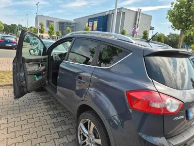 Gebraucht Ford Kuga 140 PS (102 kW) 2012 Blau SUV