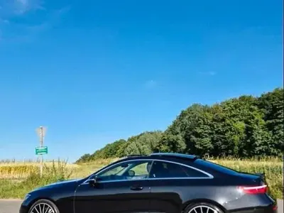 Gebraucht Mercedes E220 194 PS (142 kW) 2018 Coupé