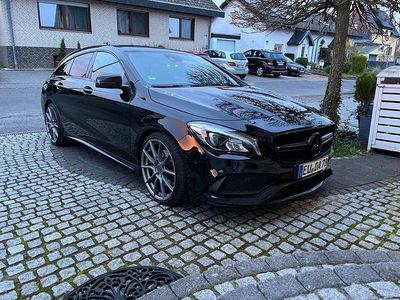 Gebraucht Mercedes CLA220 Shooting Brake AMG line 177 PS (130 kW) 2016 Schwarz Kombi