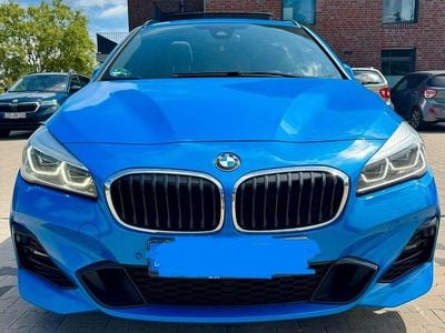 Gebraucht BMW 220 Gran Tourer Shadowline 190 PS (139 kW) 2024 Blau Van / Kleinbus