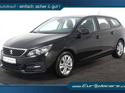 Schwarz Gebraucht 2020 Peugeot 308 Kombi | 9.300 € (Guter Preis)