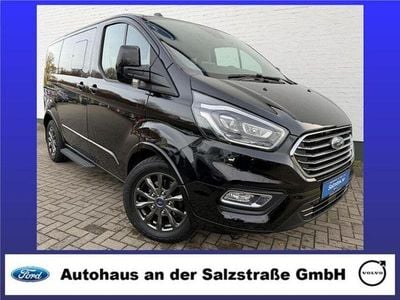 Obsidianschwarz metallic Gebraucht 2023 Ford Tourneo Custom Titanium X Van | 46.498 € (Guter Preis)