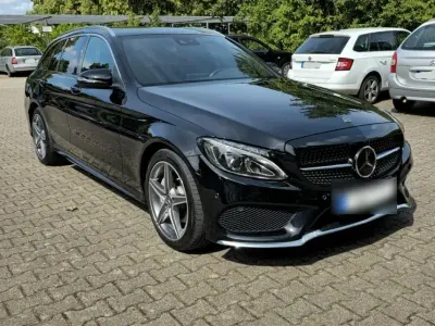 Gebraucht Mercedes C180 AMG line 156 PS (114 kW) 2016 Schwarz Kombi