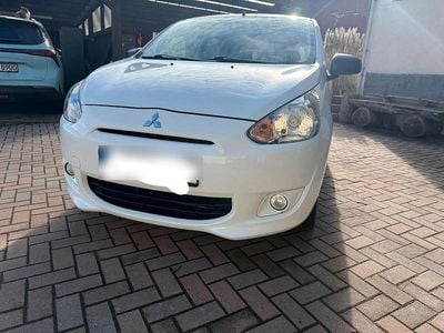 Weiß Gebraucht 2013 Mitsubishi Space Star Van / Kleinbus | 3.300 €