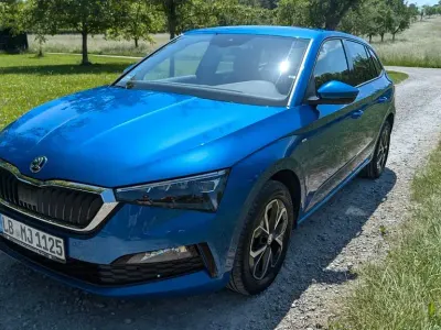 Gebraucht Skoda Scala Drive 150 PS (110 kW) 2020 Blau Kleinwagen