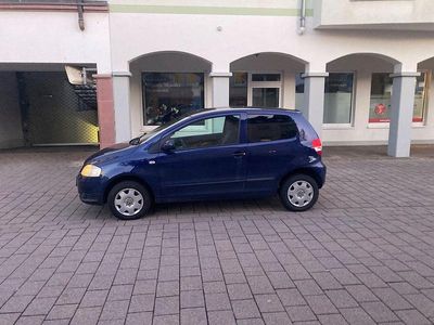 Gebraucht VW Fox 54 PS (39 kW) 2006 Blau Kleinwagen