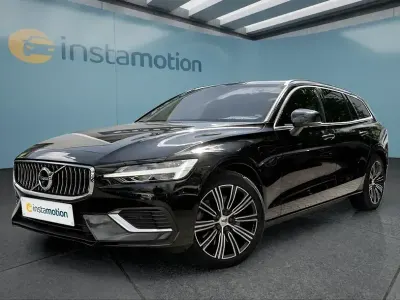Gebraucht Volvo V60 398 PS (292 kW) 2022 Schwarz Kombi
