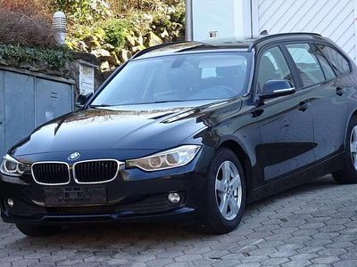 Gebraucht BMW 320 184 PS (135 kW) 2012 Black sapphire Kombi
