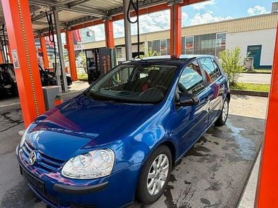 Usata VW Golf IV Trendline 101 CV (74 kW) 2005 Blu Station wagon