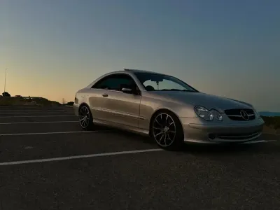 Gebraucht Mercedes CLK200 170 PS (125 kW) 2003 Silber Coupé