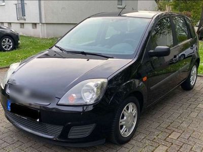 gebraucht Ford Fiesta 1.3 51 kW Trend Trend